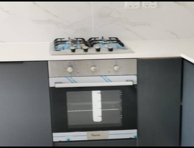 2 BEDROOM PROPERTY TO RENT IN PAROW NORTH